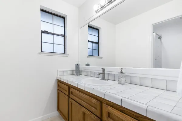 $349,000 | 5640 Verner Oak Court, Unit 2, Sacramento, CA 95841