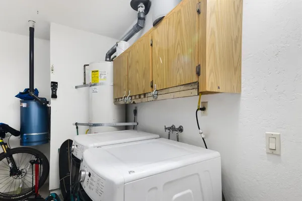 $349,000 | 5640 Verner Oak Court, Unit 2, Sacramento, CA 95841