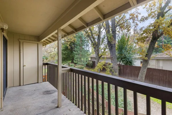 $349,000 | 5640 Verner Oak Court, Unit 2, Sacramento, CA 95841
