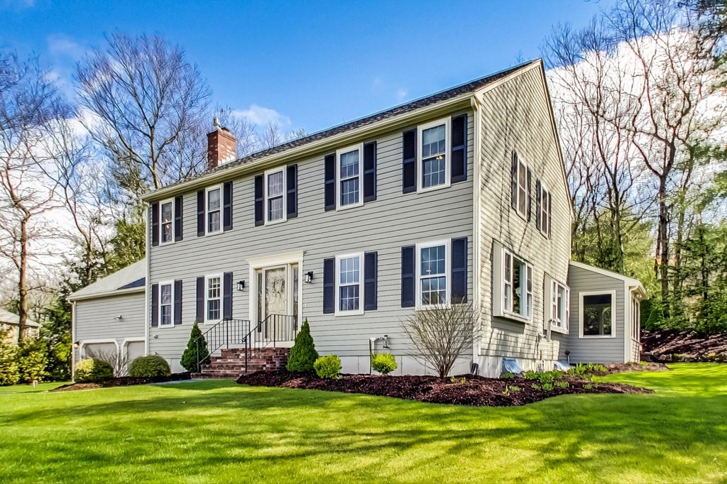 8 Pilgrim Road Mansfield, MA 02048 - Photo 1 of 42 Gallery Image 1