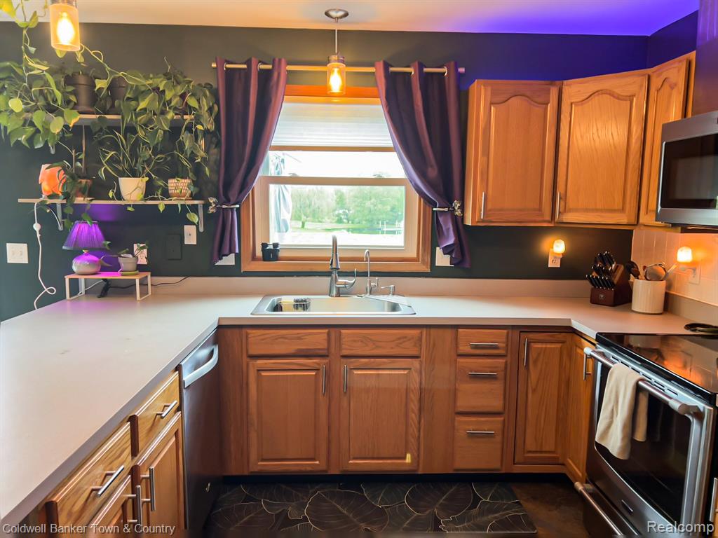 717 North Youngs Road Attica, MI 48412 - Photo 13 of 87