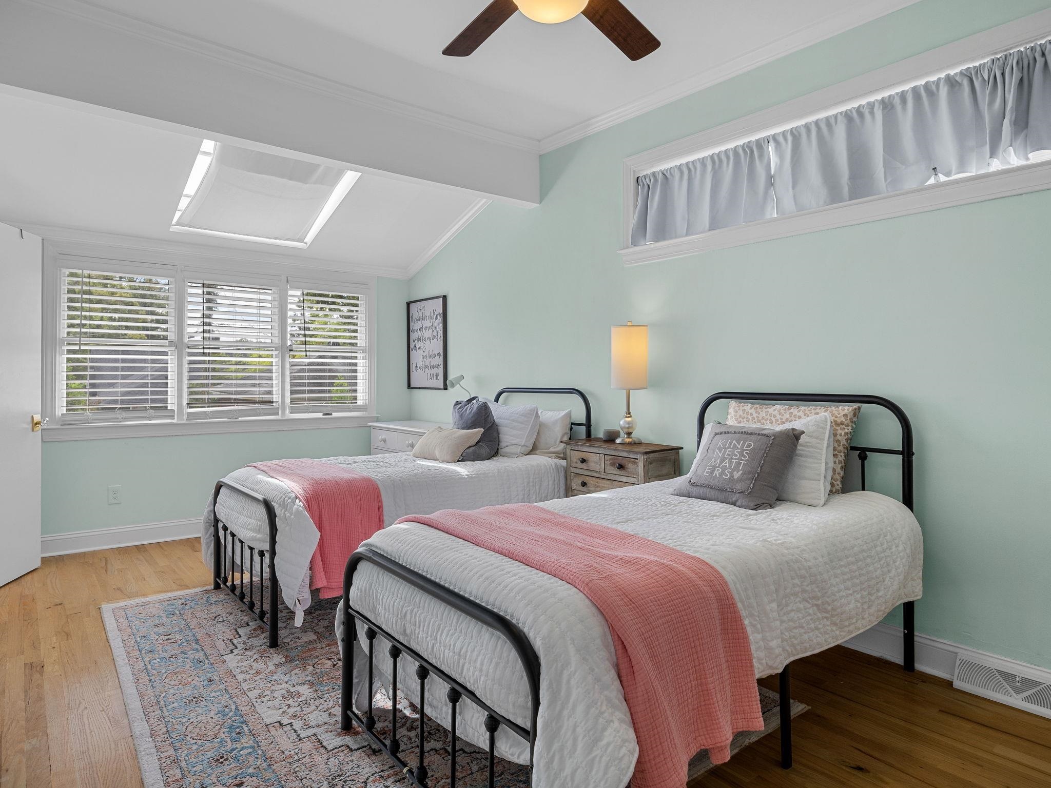 649 Poplar Street Spartanburg, SC 29302 - Photo 18 of 44 Main Level Bedroom w En Suite