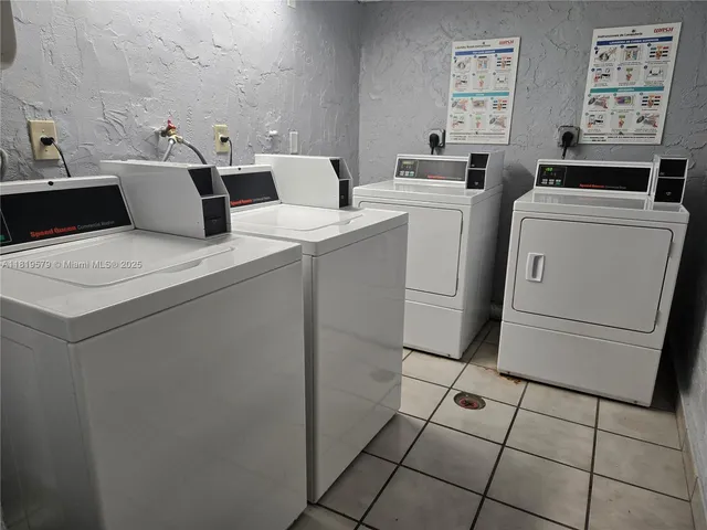 $1,850 | 5755 West 20th Avenue, Unit 206, Hialeah, FL 33012