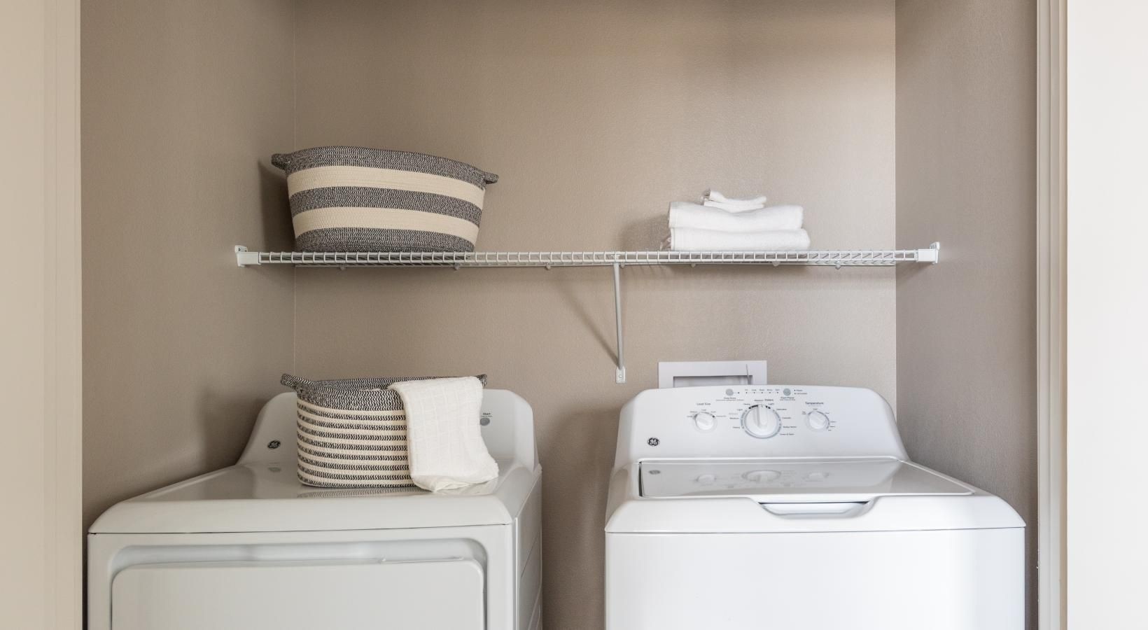 19770 Clay Road, Unit 44105 Katy, TX 77449 - Photo 18 of 35 a utility room with dryer and washer