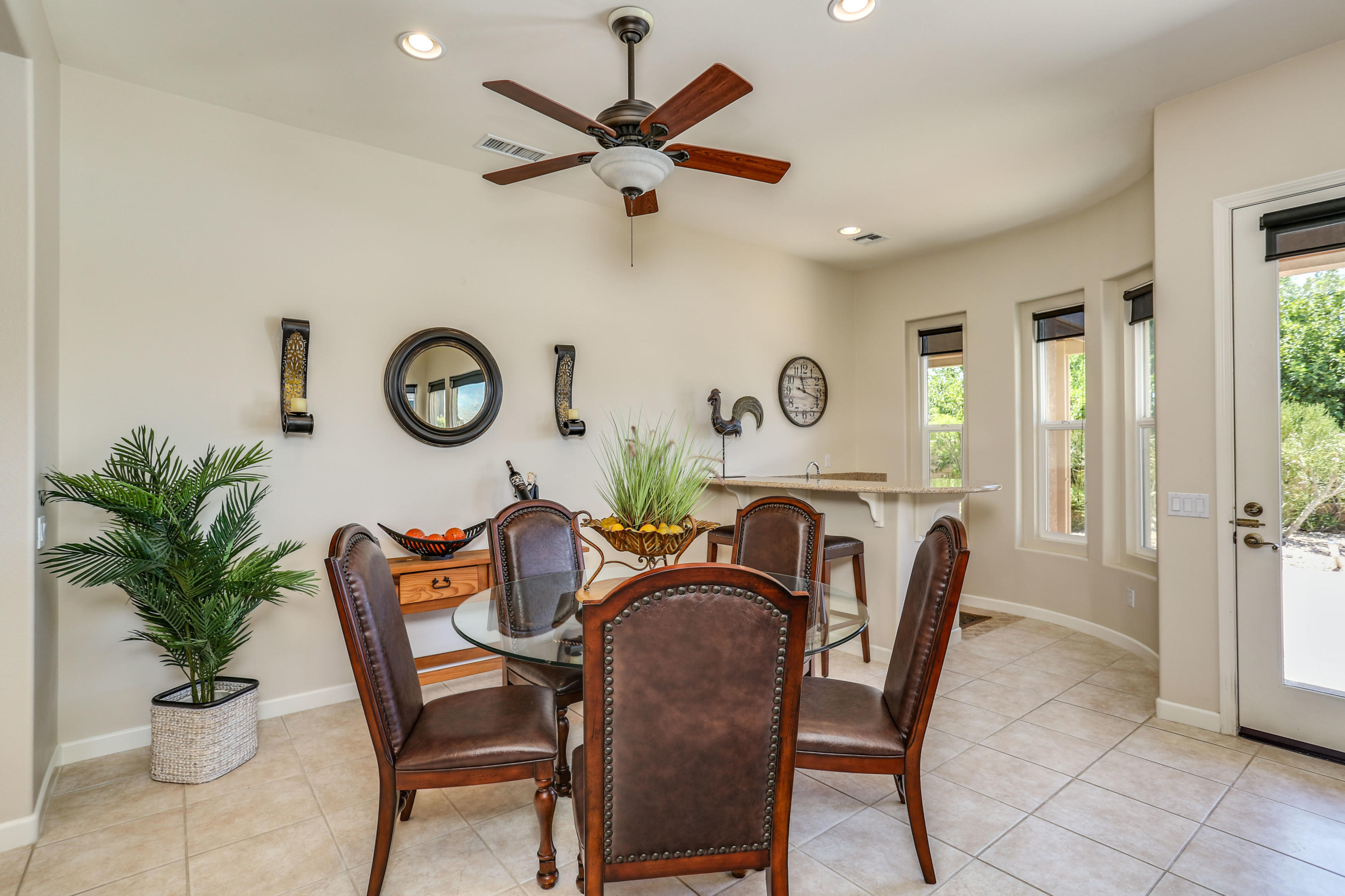 127 Shoreline Drive Rancho Mirage, CA 92270 - Photo 21 of 41 10