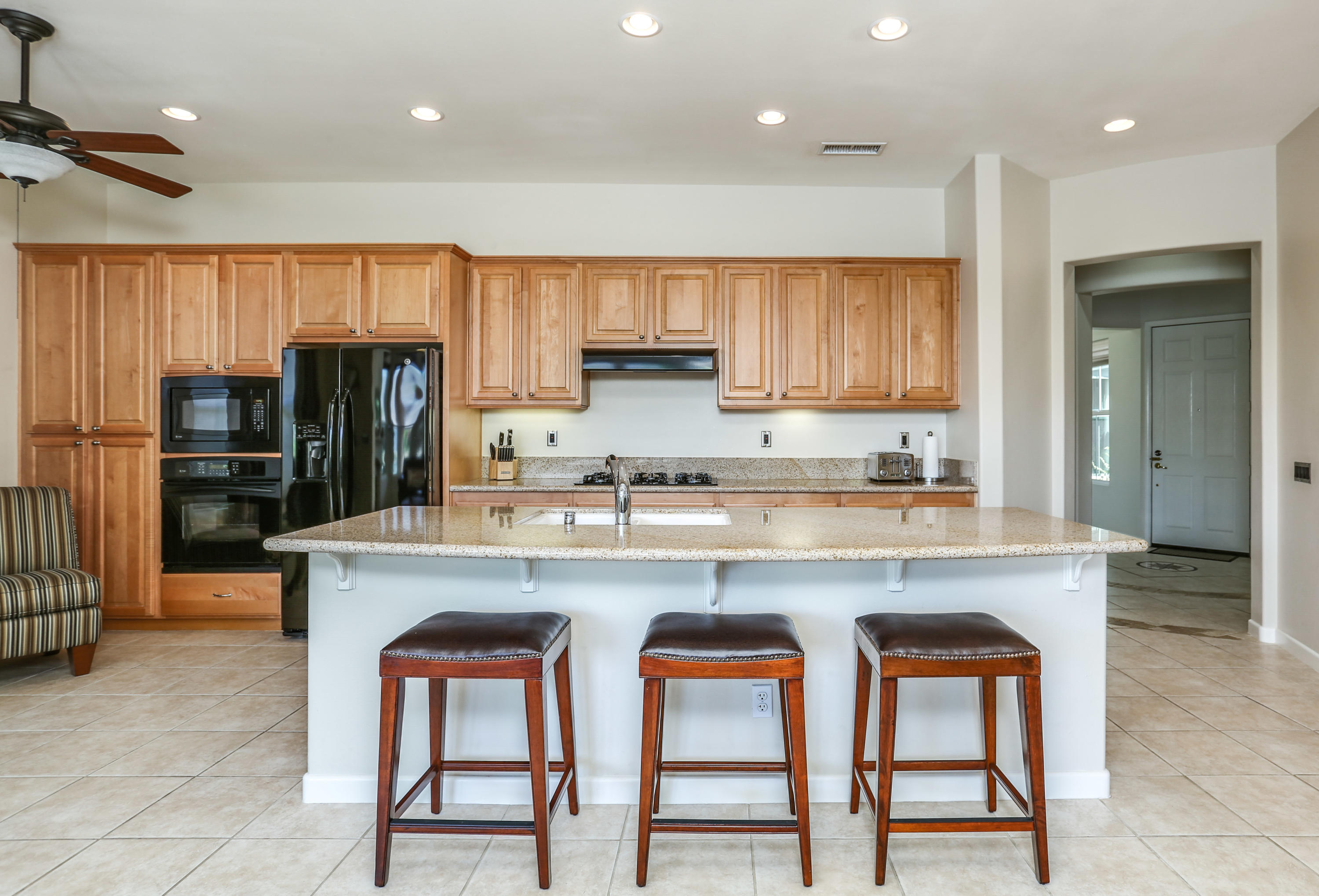 127 Shoreline Drive Rancho Mirage, CA 92270 - Photo 22 of 41 14