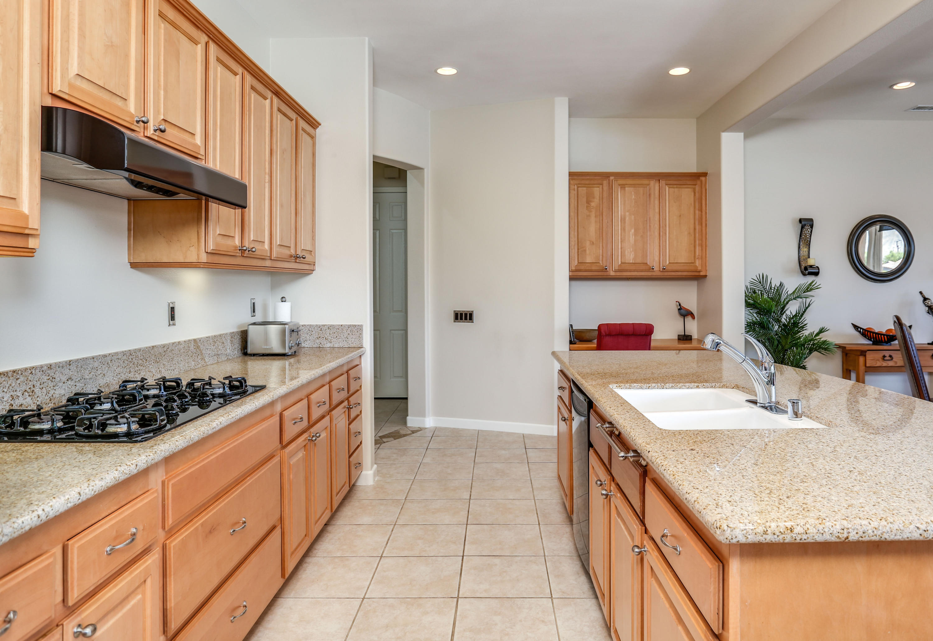 127 Shoreline Drive Rancho Mirage, CA 92270 - Photo 25 of 41 18