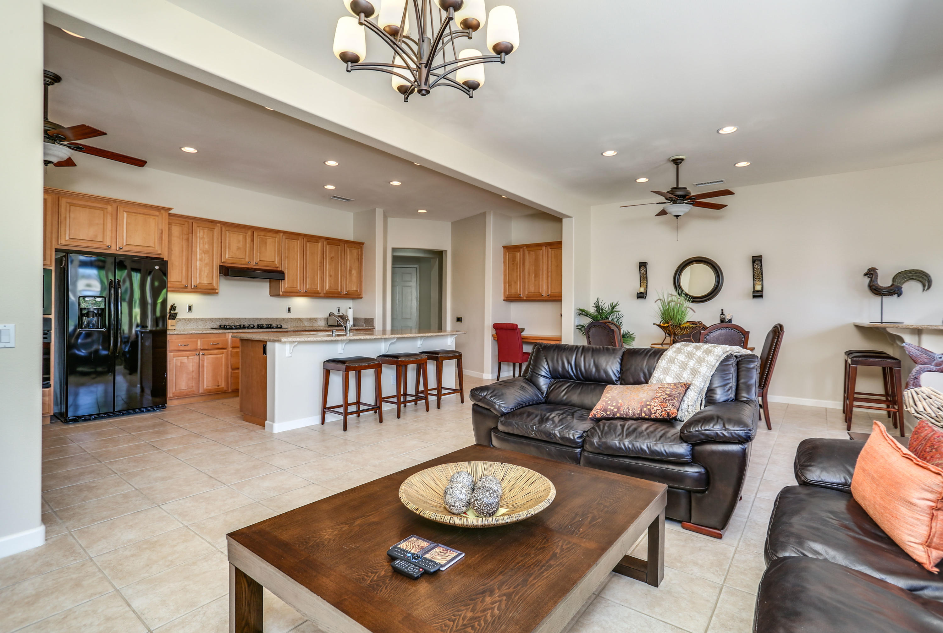 127 Shoreline Drive Rancho Mirage, CA 92270 - Photo 10 of 41 09