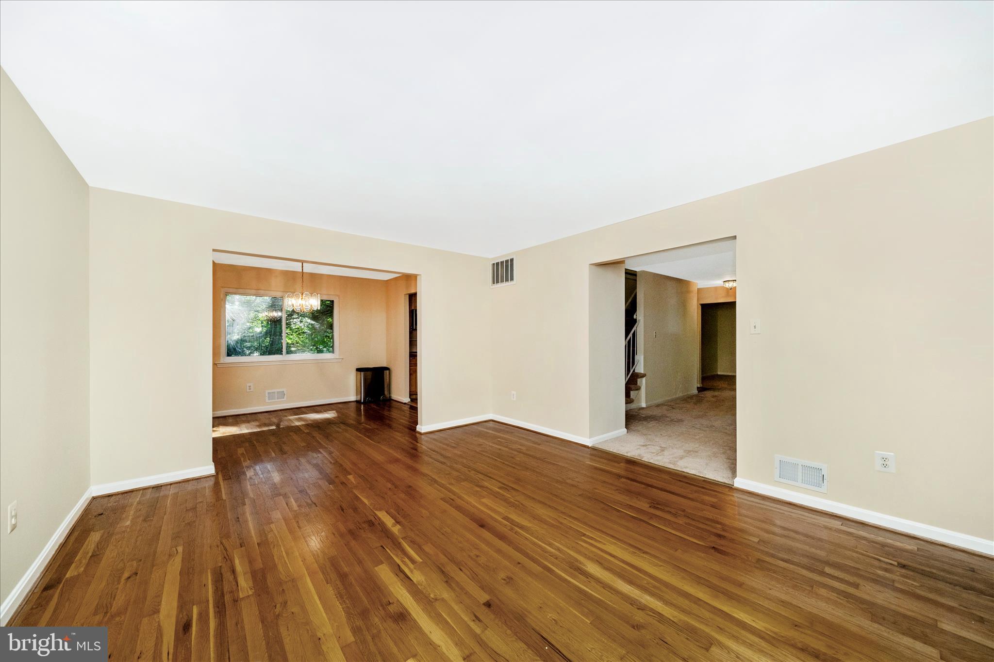 13001 Buccaneer Road Silver Spring, MD 20904 - Photo 25 of 58 Living Room 6