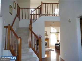 27 Winding Road Newark, DE 19702 - Photo 2 of 12 Gallery Image 2