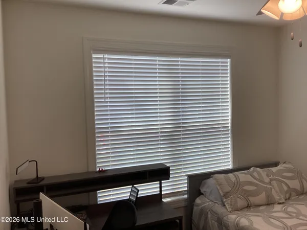 $444,800 | 5302 Aylesbury Lane, Olive Branch, MS 38654