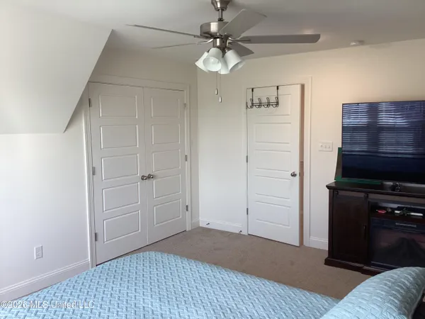 $444,800 | 5302 Aylesbury Lane, Olive Branch, MS 38654