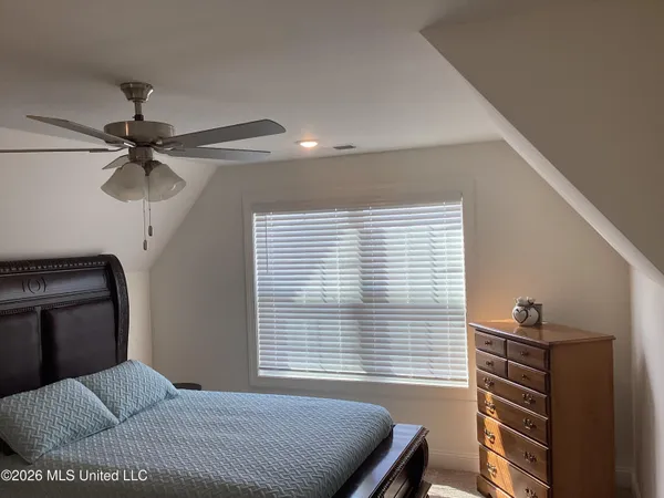 $444,800 | 5302 Aylesbury Lane, Olive Branch, MS 38654