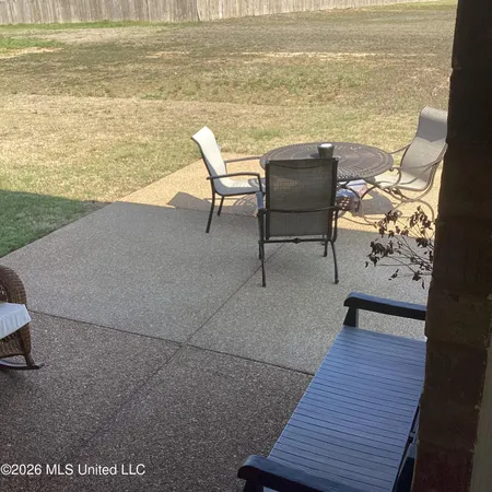 $444,800 | 5302 Aylesbury Lane, Olive Branch, MS 38654