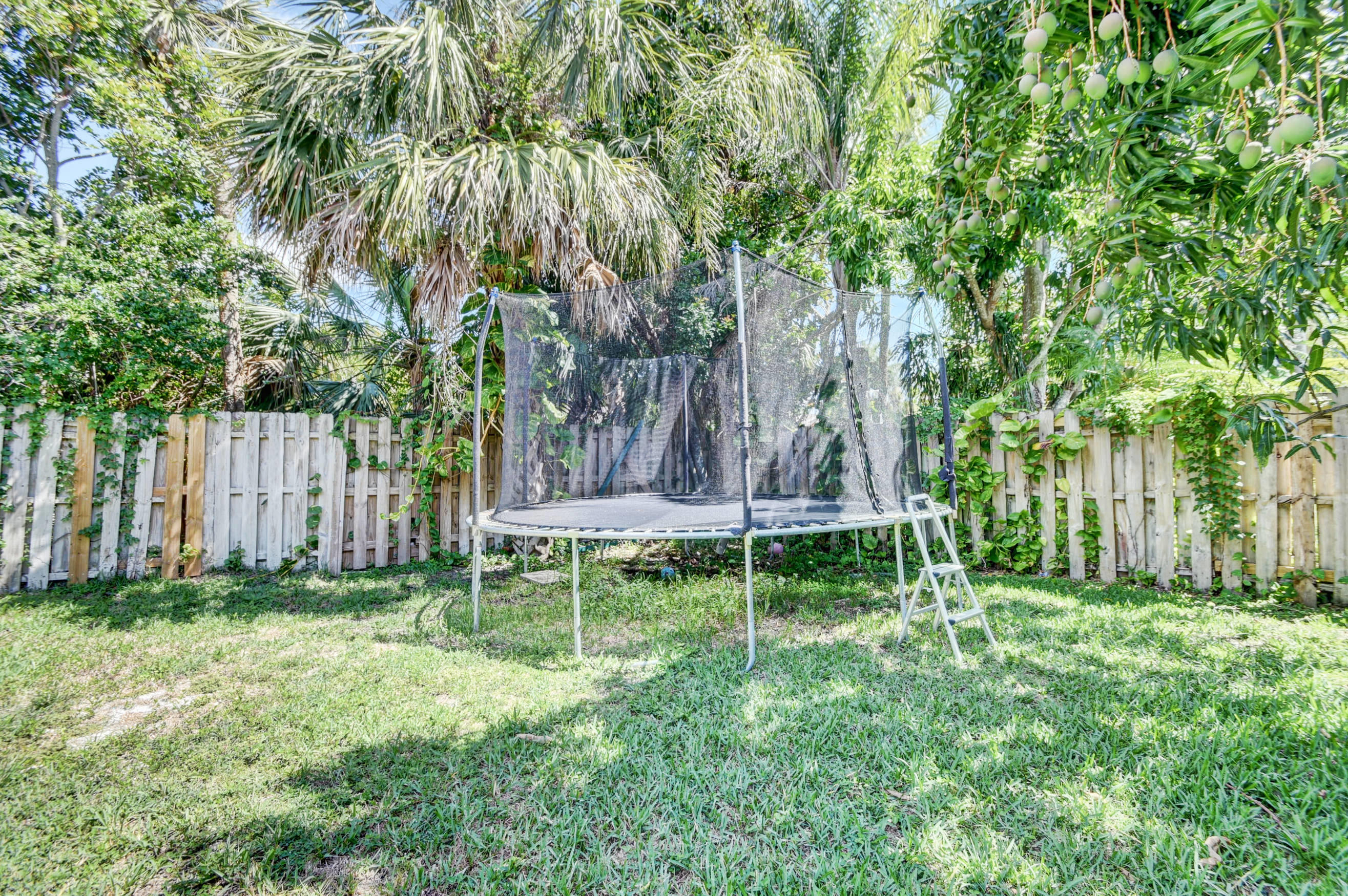 7587 London Lane Boca Raton, FL 33433 - Photo 39 of 43 DSC_8063_4_5_6_7