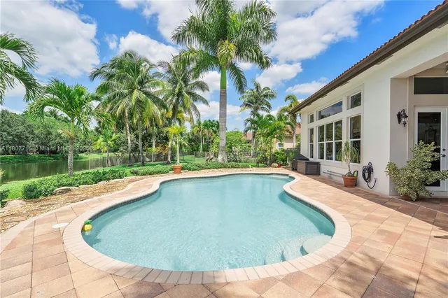 $1,849,000 | 14933 Southwest 33rd Street, Davie, FL 33331