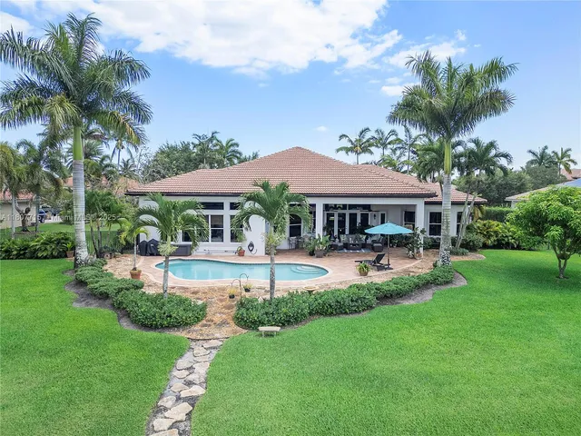 $1,849,000 | 14933 Southwest 33rd Street, Davie, FL 33331