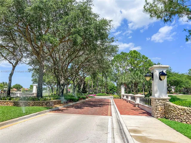 $1,849,000 | 14933 Southwest 33rd Street, Davie, FL 33331