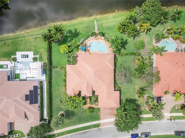 $1,849,000 | 14933 Southwest 33rd Street, Davie, FL 33331