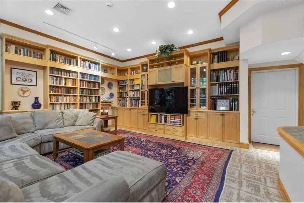 170 Morton Street Newton, MA 02459 - Photo 5 of 32