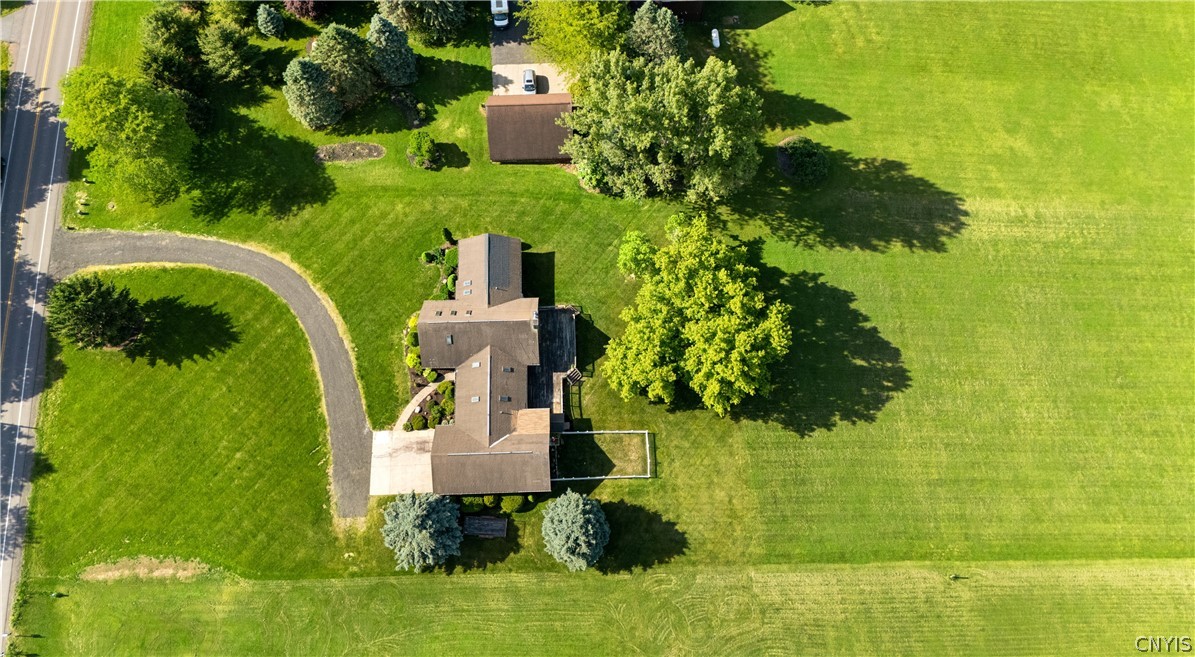 6029 Devoe Road Camillus, NY 13031 - Photo 32 of 35