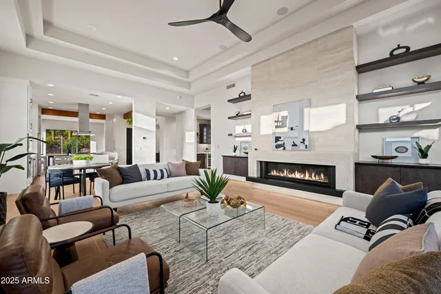 $2,299,000 | 3153 East Sierra Vista Drive, Phoenix, AZ 85016