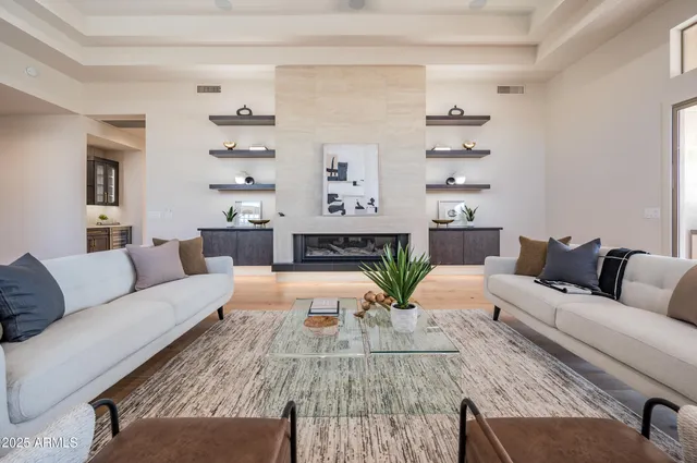 $2,299,000 | 3153 East Sierra Vista Drive, Phoenix, AZ 85016