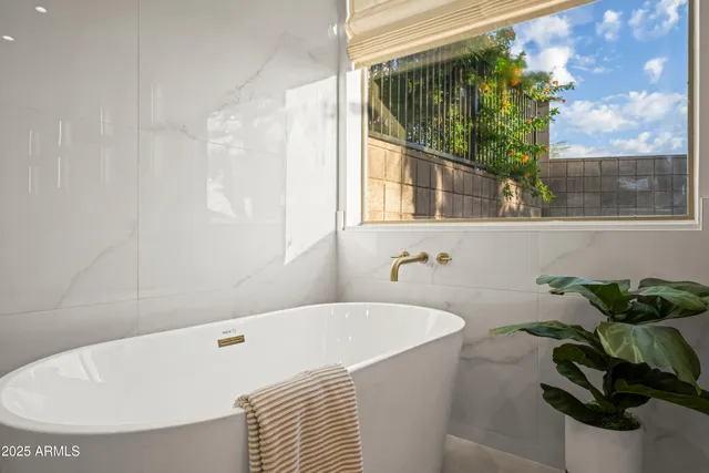 $2,299,000 | 3153 East Sierra Vista Drive, Phoenix, AZ 85016