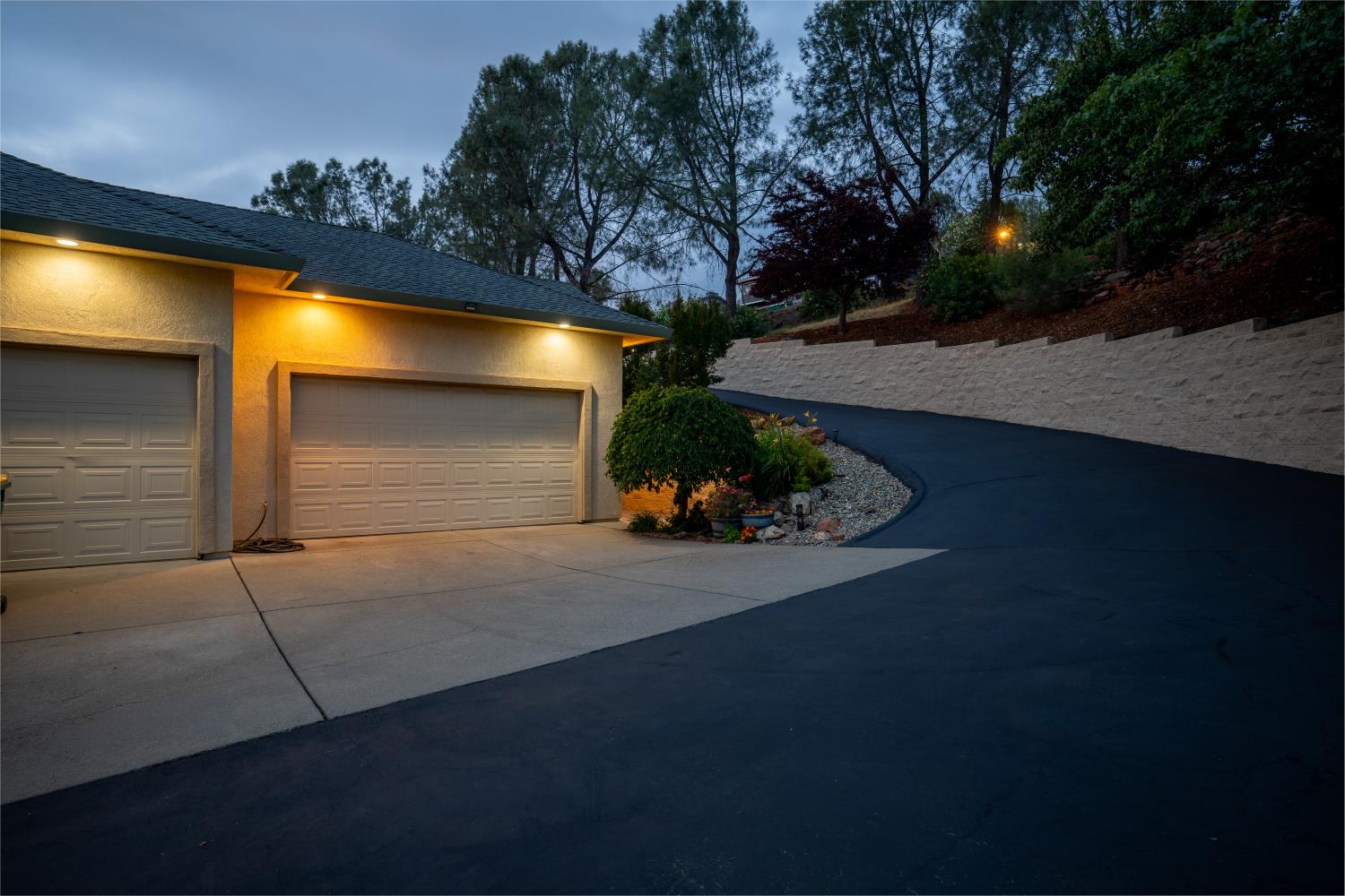 3388 Sudbury Road Cameron Park, CA 95682 - Photo 4 of 47