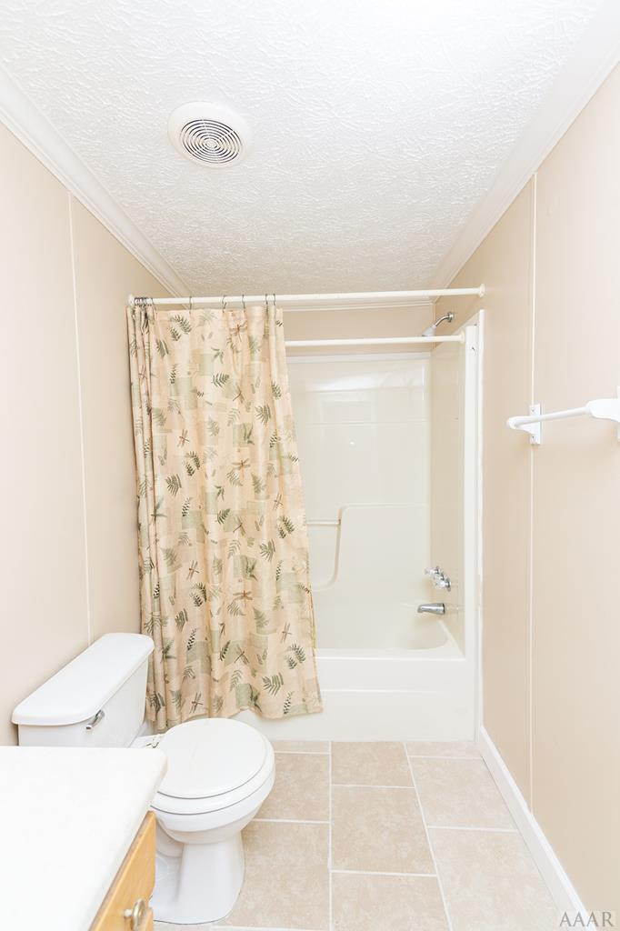19 Whitehurst Road Gates, NC 27937 - Photo 22 of 26 2nd Bathroom