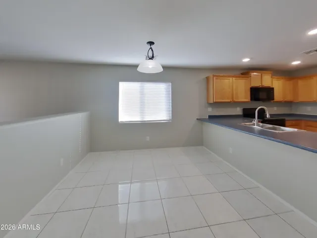 $1,699 | 5306 East Silverbell Road, San Tan Valley, AZ 85143