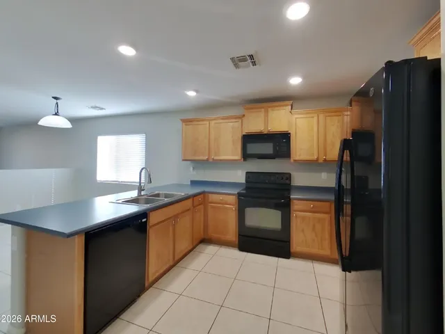 $1,699 | 5306 East Silverbell Road, San Tan Valley, AZ 85143