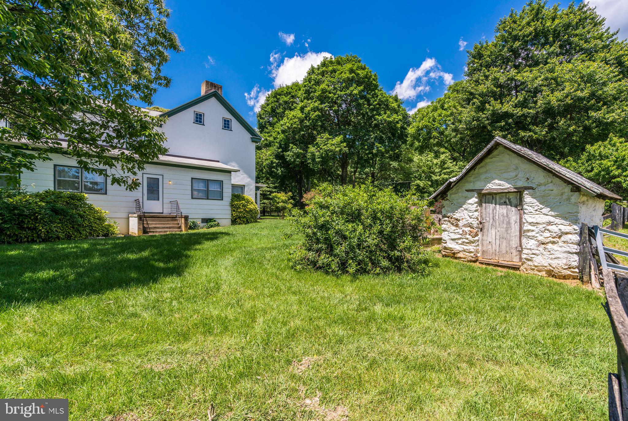 10529 Hume Road Marshall, VA 20115 - Photo 12 of 40 Gallery Image 12