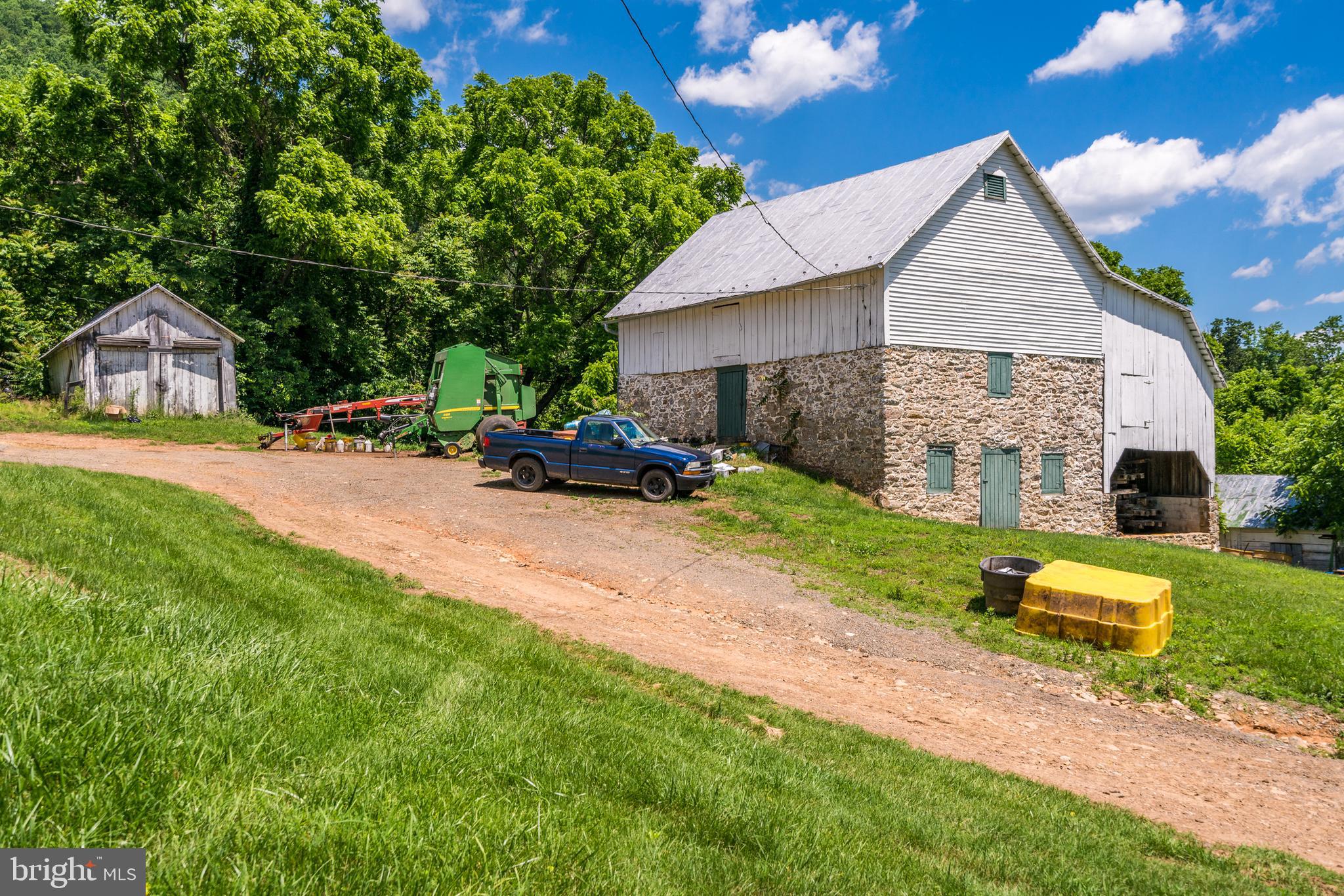 10529 Hume Road Marshall, VA 20115 - Photo 13 of 40 Gallery Image 13
