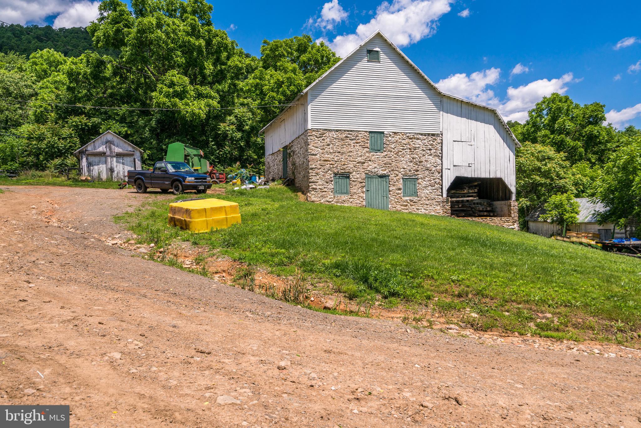 10529 Hume Road Marshall, VA 20115 - Photo 23 of 40 Gallery Image 23