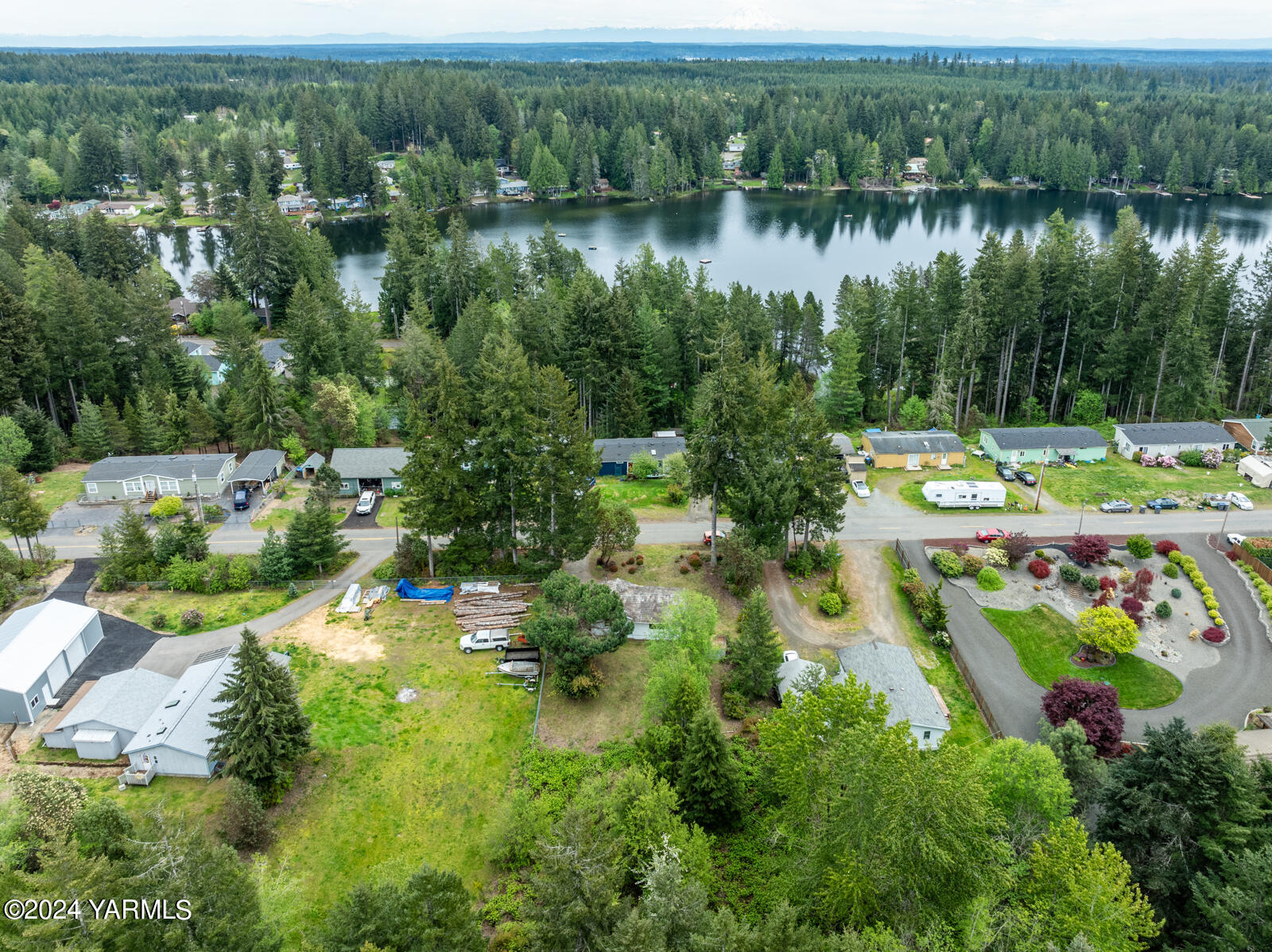 1690 Trails Road East Belfair, WA 98528 - Photo 3 of 22 a view of lake with green space