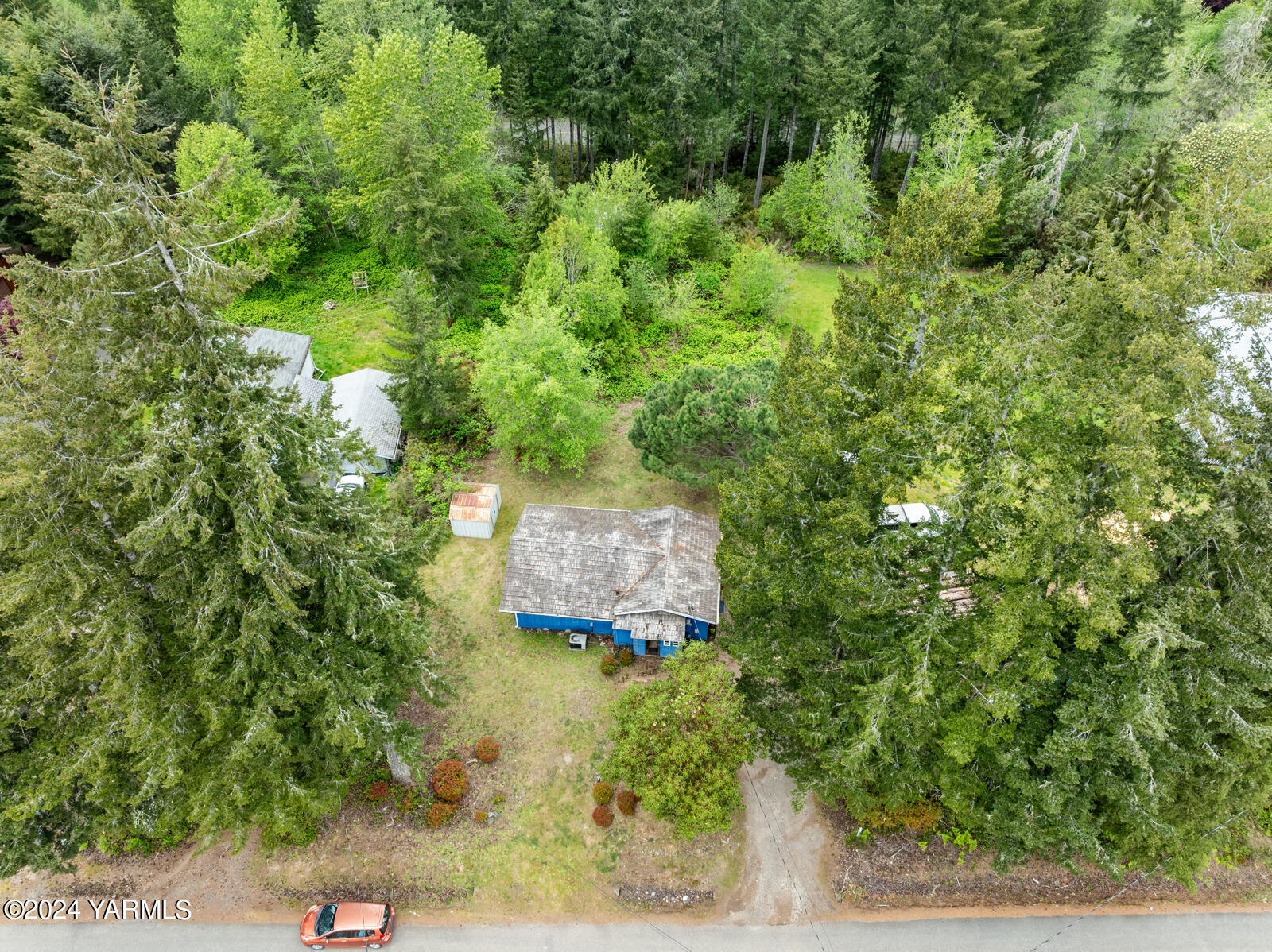 1690 Trails Road East Belfair, WA 98528 - Photo 6 of 22 a view of a house with a yard