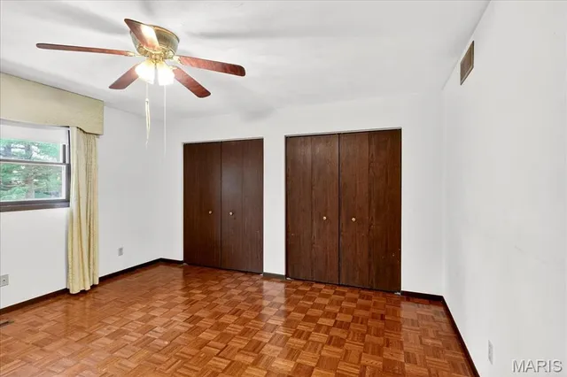 $299,900 | 437 Westpark Drive, Columbia, IL 62236