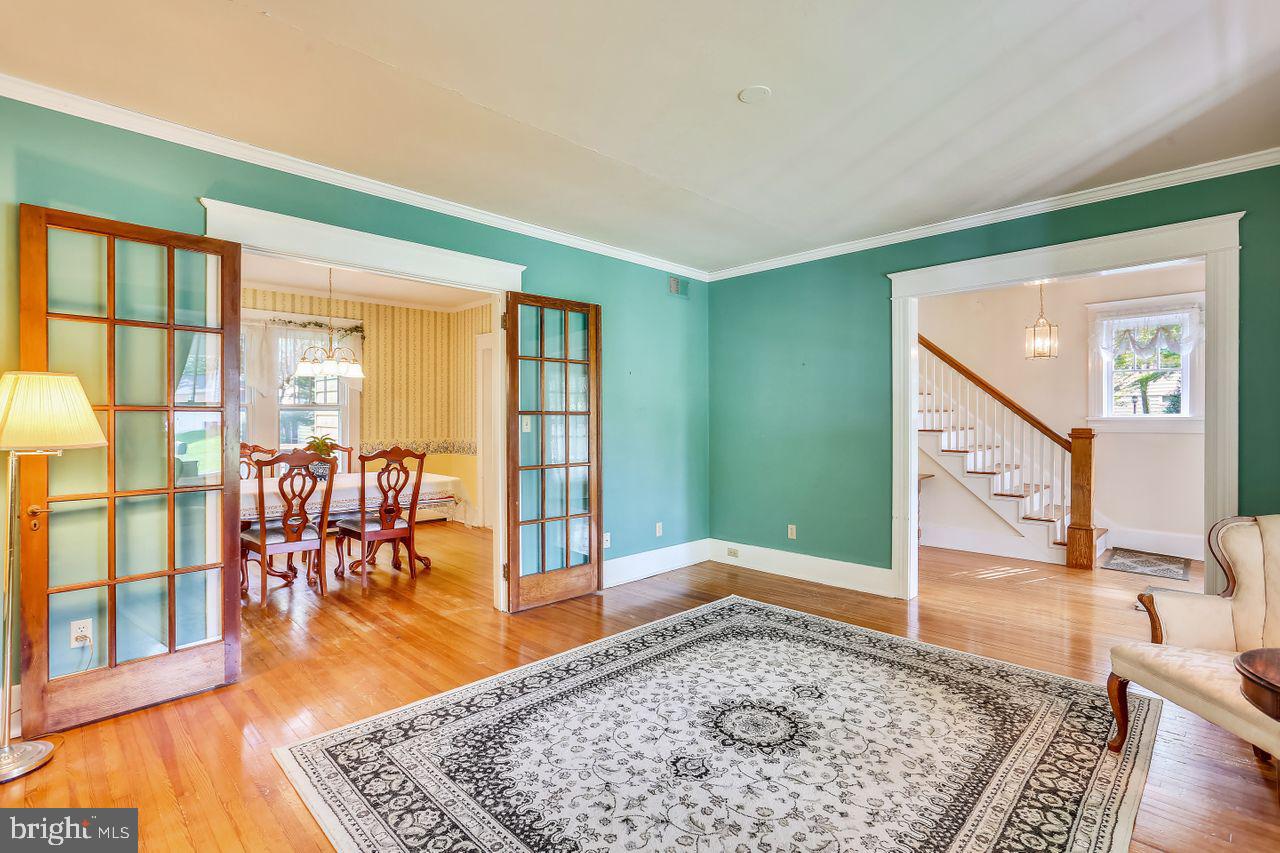 31 Ridge Road Westminster, MD 21157 - Photo 3 of 36 Gallery Image 3