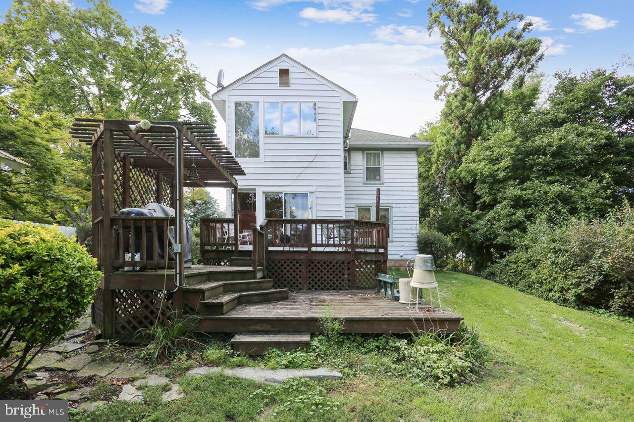 31 Ridge Road Westminster, MD 21157 - Photo 7 of 36 Gallery Image 7