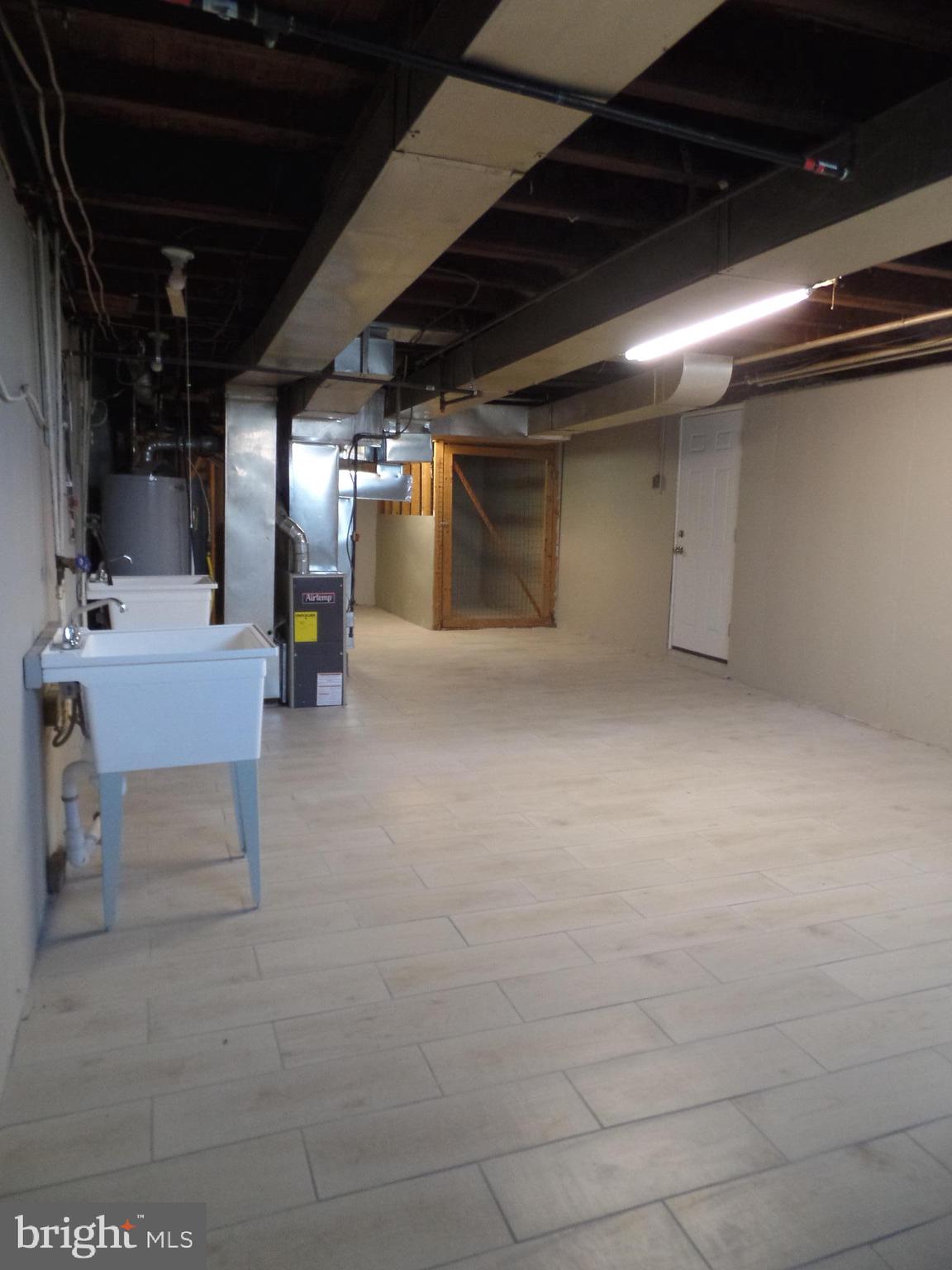 7226 Dungan Road Philadelphia, PA 19111 - Photo 17 of 20