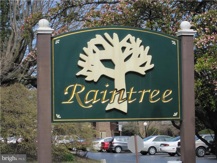 1503 Raintree Lane Malvern, PA 19355 - Photo 1 of 13 Community Entrance