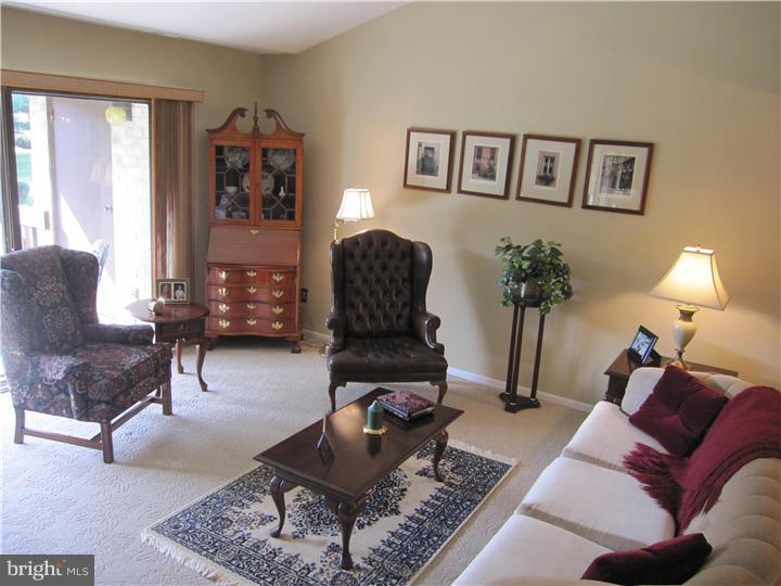 1503 Raintree Lane Malvern, PA 19355 - Photo 4 of 13 Living Room