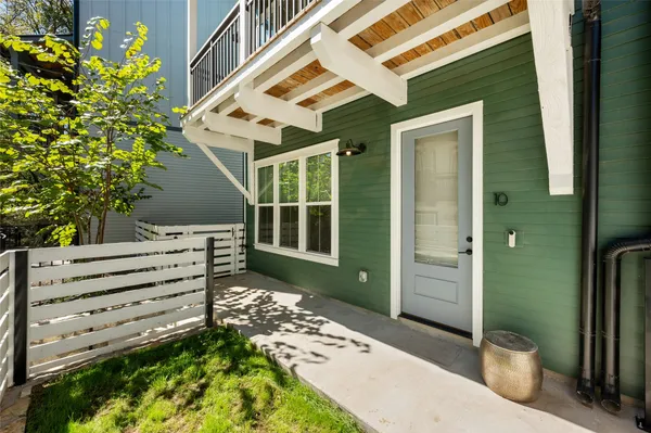 $4,000 | 3809 Valley View Road, Unit 10, Austin, TX 78704