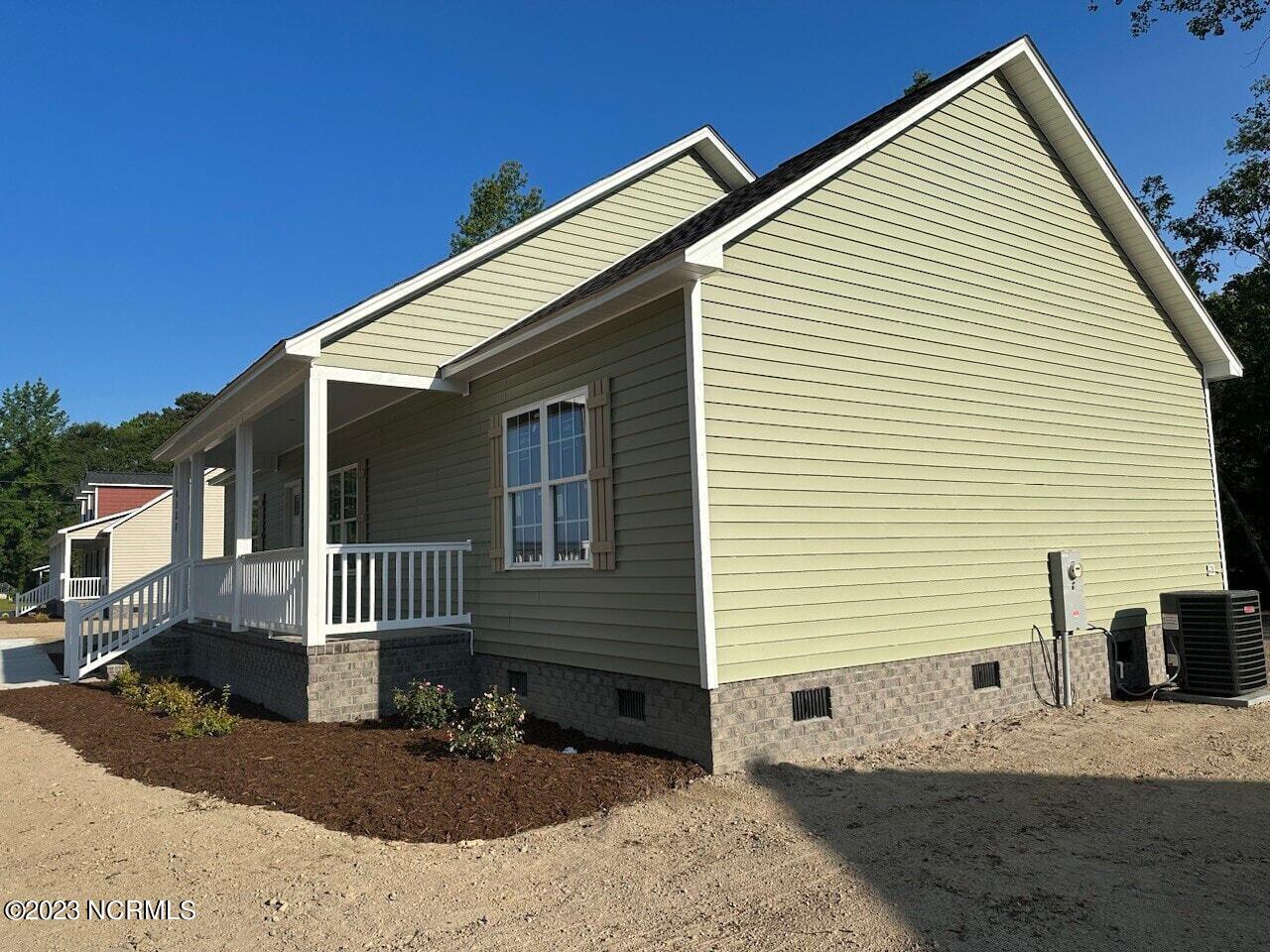 4516 Sharp Point Road Fountain, NC 27829 - Photo 2 of 26 Similar to image