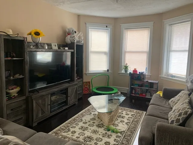 $1,600 | 5419 South Hermitage Avenue, Unit 2, Chicago, IL 60609