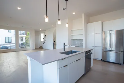 $599,900 | 6825 Wolfcreek Pass, Unit 3, Austin, TX 78749