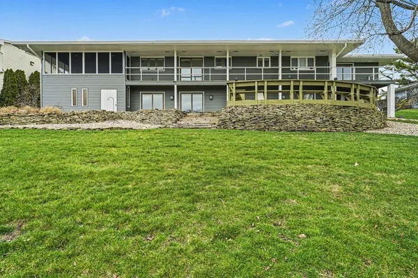 $454,500 | 1134 South Lakeside Drive, Battle Creek, MI 49015