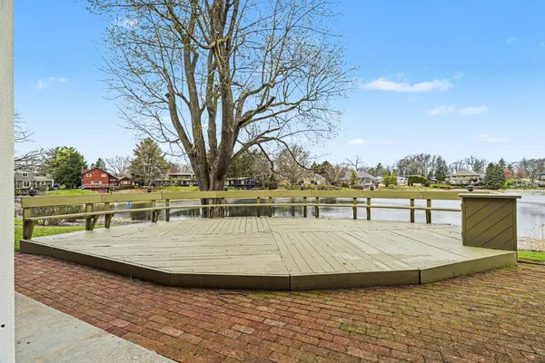 $454,500 | 1134 South Lakeside Drive, Battle Creek, MI 49015