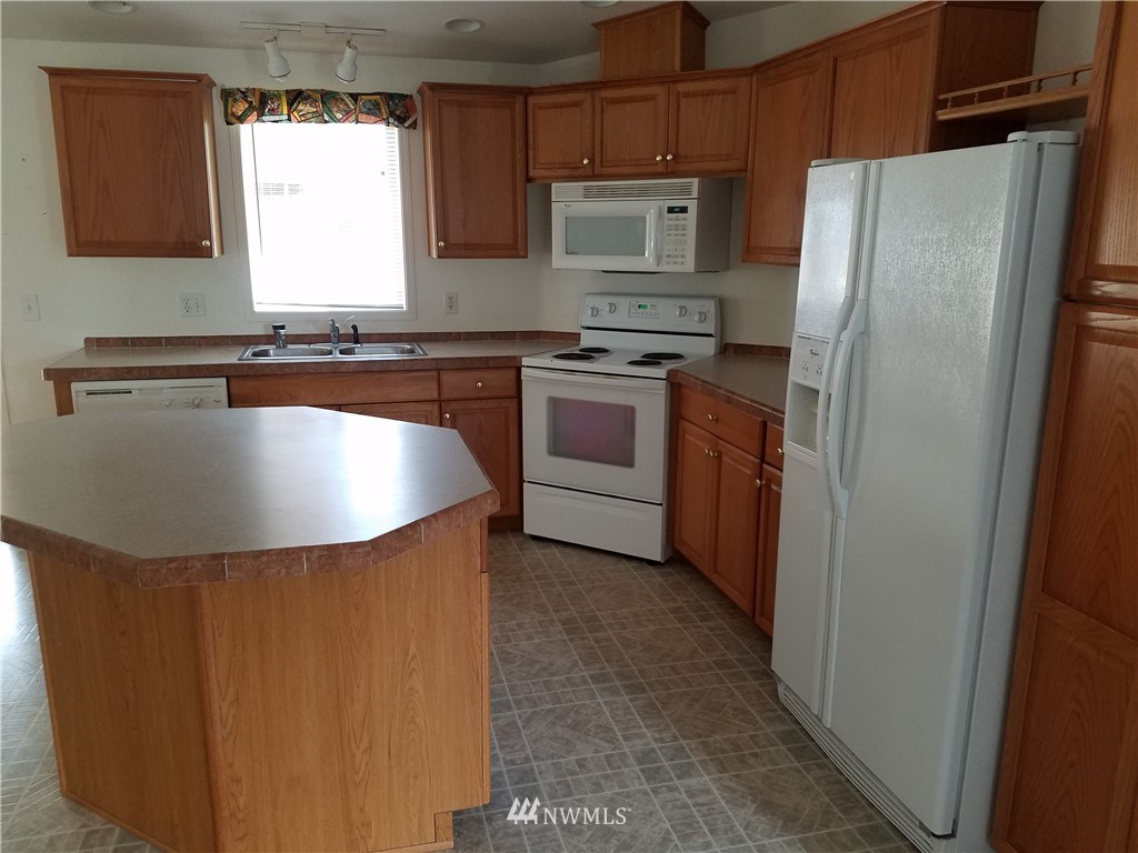 1365 Centralia Alpha Road Chehalis, WA 98532 - Photo 8 of 25